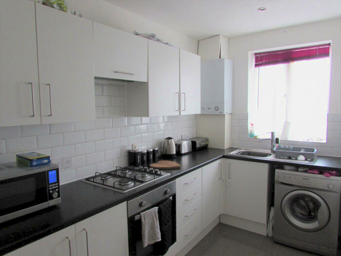 2 Bedroom Flat To Rent In Joel Street, Northwood Hills, Middlesex, HA6