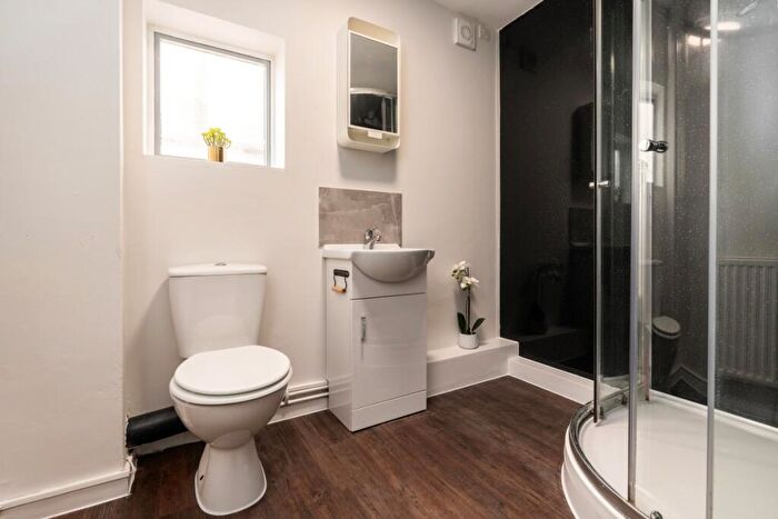 7 Bedroom Flat To Rent In *£ Pppw* Church Street, Lenton, NG7