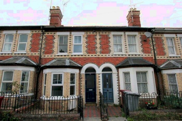 3 Bedroom House To Rent In Cardigan Gardens, Reading, RG1