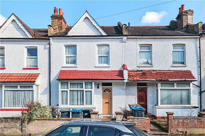 2 Bedroom Terraced House For Sale In Windsor Road, Thornton Heath, CR7
