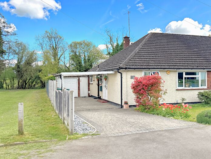 2 Bedroom Semi-Detached Bungalow For Sale In Ninesprings Way, Hitchin, SG4