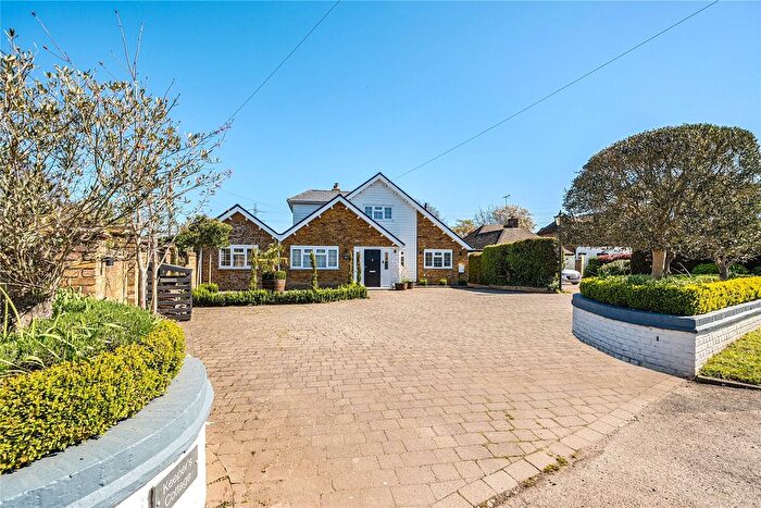 5 Bedroom Detached House For Sale In Ripley, Surrey, GU23