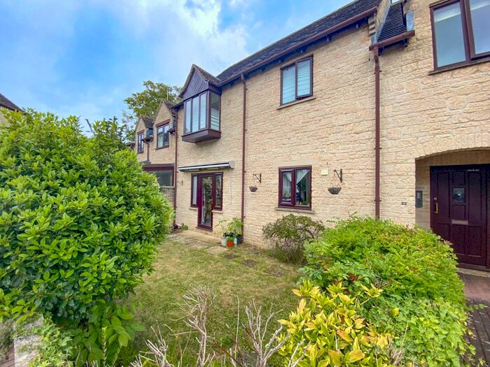 1 Bedroom Apartment To Rent In Langdale Gate, Witney, Oxfordshire, OX28