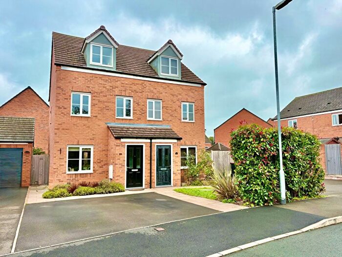 3 Bedroom Semi Detached House For Sale In Bronte Drive, Newport, TF10