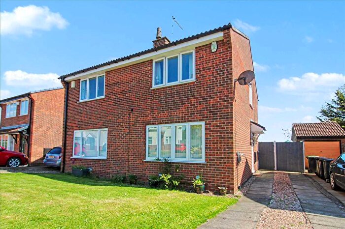 2 Bedroom Semi Detached House For Sale In Turner Drive, Giltbrook, Nottingham, NG16