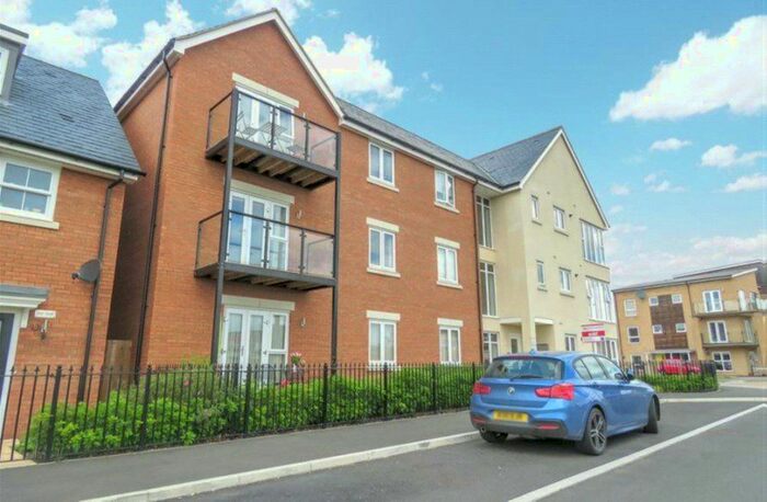 2 Bedroom Flat To Rent In Venus Avenue, Biggleswade, SG18