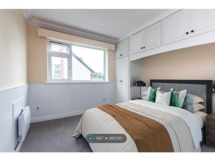 2 Bedroom Flat To Rent In Loughborough Road, Nottingham, NG2