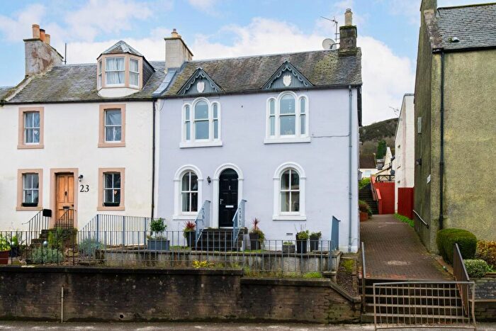 3 Bedroom End Of Terrace House For Sale In High Street, Newburgh, KY14