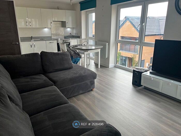 2 Bedroom Flat To Rent In Cavendish Hall House, Borehamwood, WD6