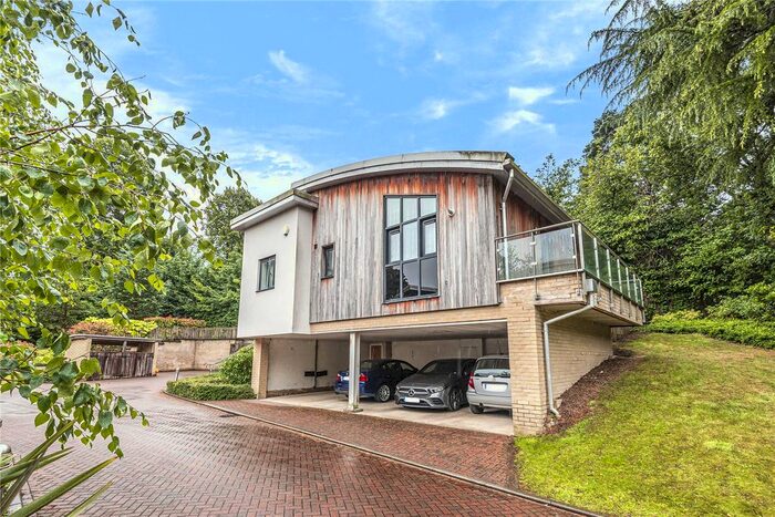 2 Bedroom Detached House To Rent In Kentish Gardens, Tunbridge Wells, Kent, TN2