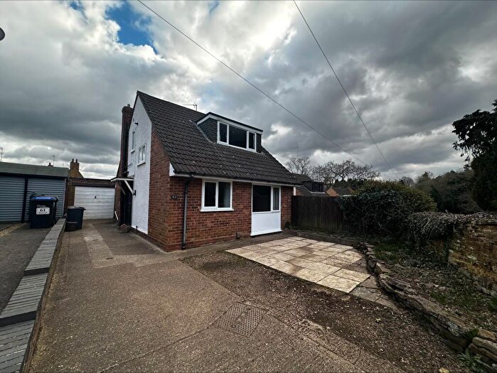 3 Bedroom House To Rent In Brook Lane, Northampton, NN5