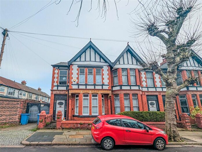 4 Bedroom End Of Terrace House For Sale In Horringford Road, Liverpool, Merseyside, L19