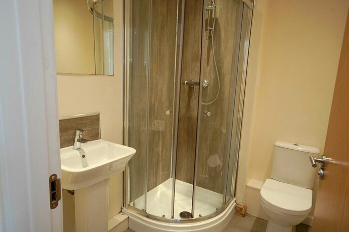 3 Bedroom Flat To Rent In St Peters Square, - St Peters, City Centre, Aberdeen, AB24