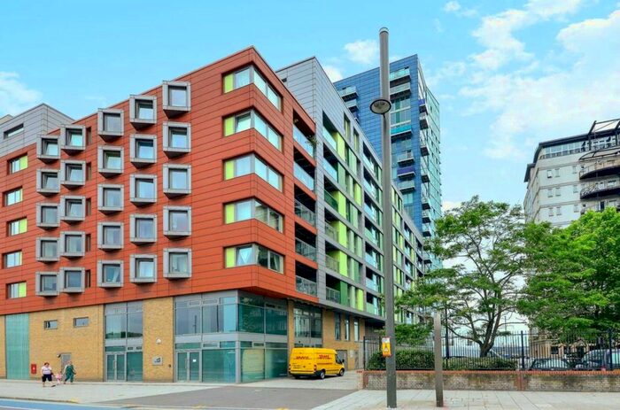 2 Bedroom Flat To Rent In High Street, Stratford, E15