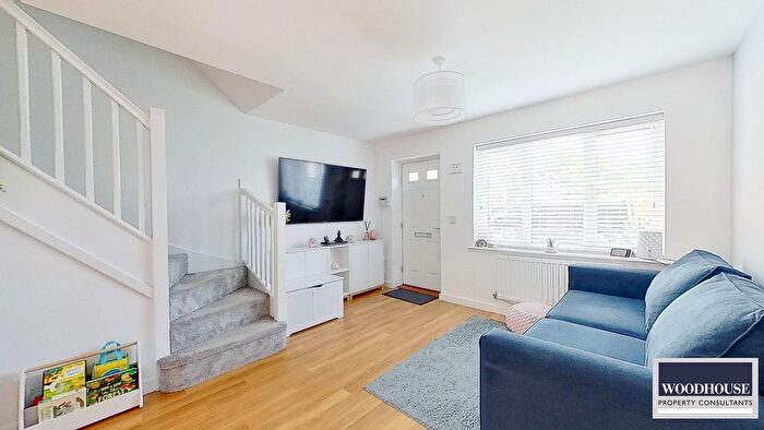 2 Bedroom Terraced House For Sale In Aldermere Avenue, Cheshunt, EN8