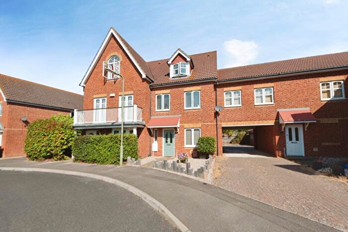 4 Bedroom Town House For Sale In Seafire Road, Lee-on-the-Solent, Hampshire, PO13