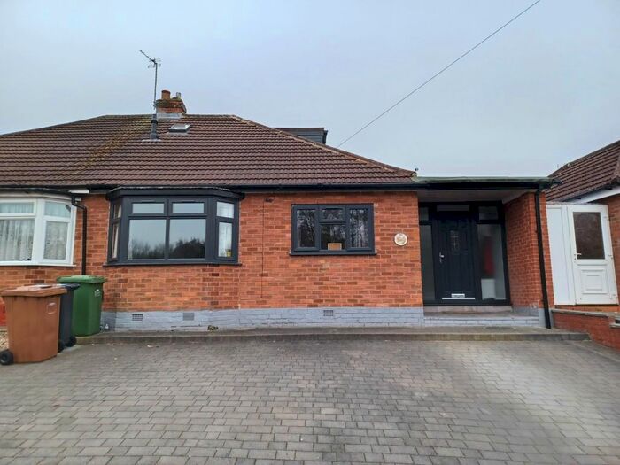 4 Bedroom Property To Rent In Coton Grove, Shirley, Solihull, B90