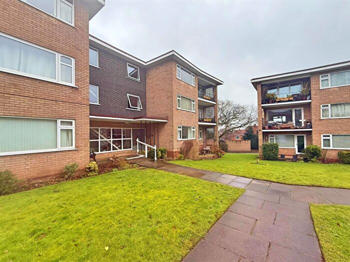 2 Bedroom Flat For Sale In Denston Court, Vesey Close, Sutton Coldfield, B74