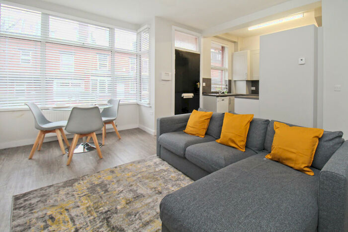 3 Bedroom Terraced House To Rent In Talbot Terrace, Burley, Leeds, LS5