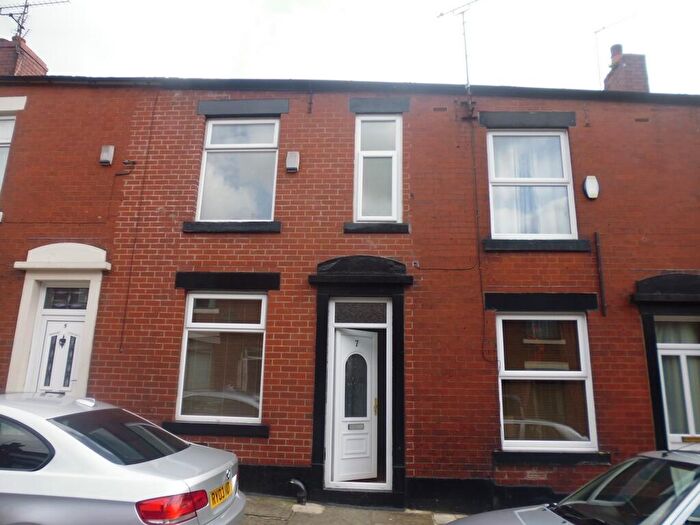 3 Bedroom Terraced House To Rent In Westminster Street, Sudden, OL11