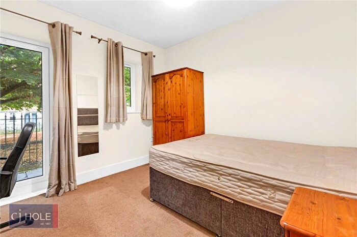 1 Bedroom Town House To Rent In Jekyll Close, Stoke Park, Bristol, BS16