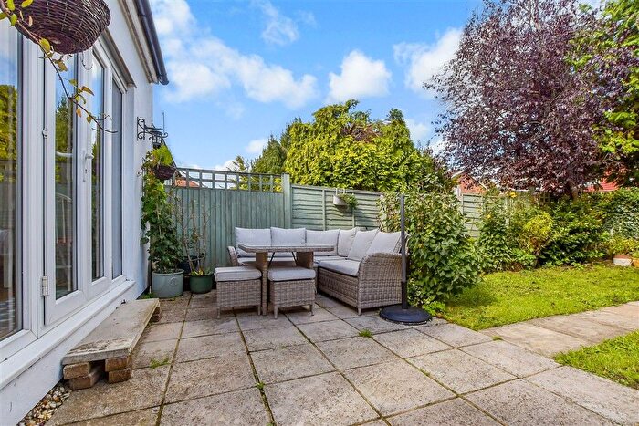 2 Bedroom End Of Terrace House For Sale In Plain Road, Smeeth, Ashford, Kent, TN25