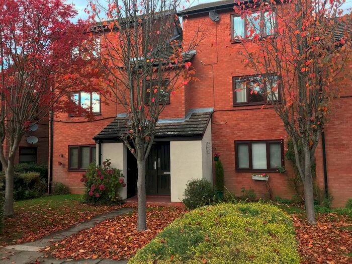 1 Bedroom Flat To Rent In Goldthorn Hill, Wolverhampton, WV2