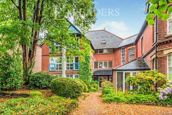 1 Bedroom Apartment To Rent In Barrington Court, Westwood Road, Portswood, SO17