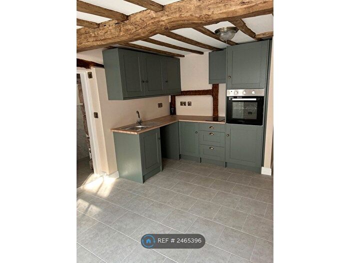 1 Bedroom Flat To Rent In Clwyd Street, Ruthin, LL15