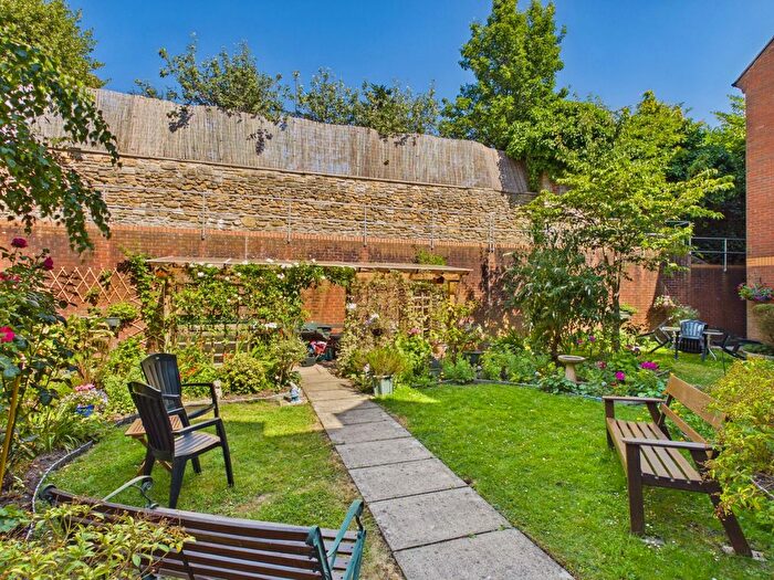 2 Bedroom Flat For Sale In Homecanton House, Carrington Way, Wincanton, Somerset, BA9