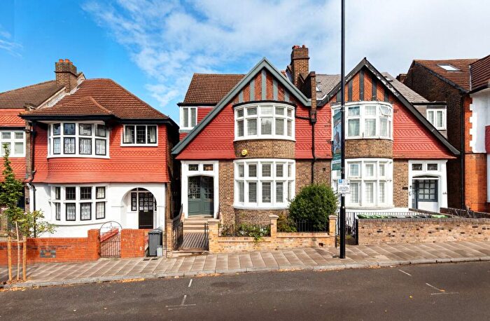 4 Bedroom Terraced House For Sale In Belmont Hill, London, SE13