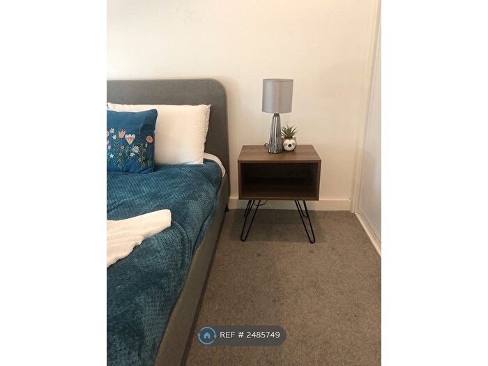1 Bedroom Flat To Rent In Communication Row, Birmingham, B15