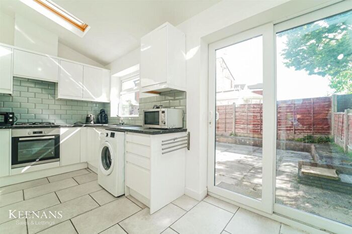 3 Bedroom Semi-Detached House For Sale In Ribchester Drive, Bury, BL9
