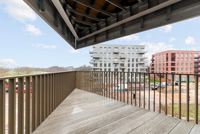 3 Bedroom Flat To Rent In Parkes Street, East Village, E20