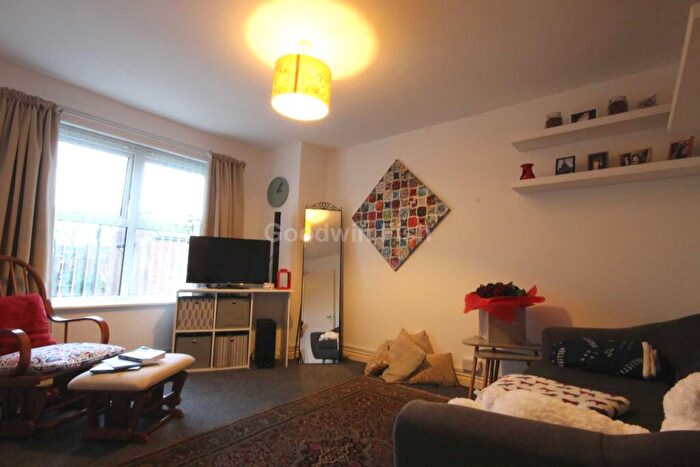 1 Bedroom Apartment To Rent In Parsonage Road, Manchester, M20