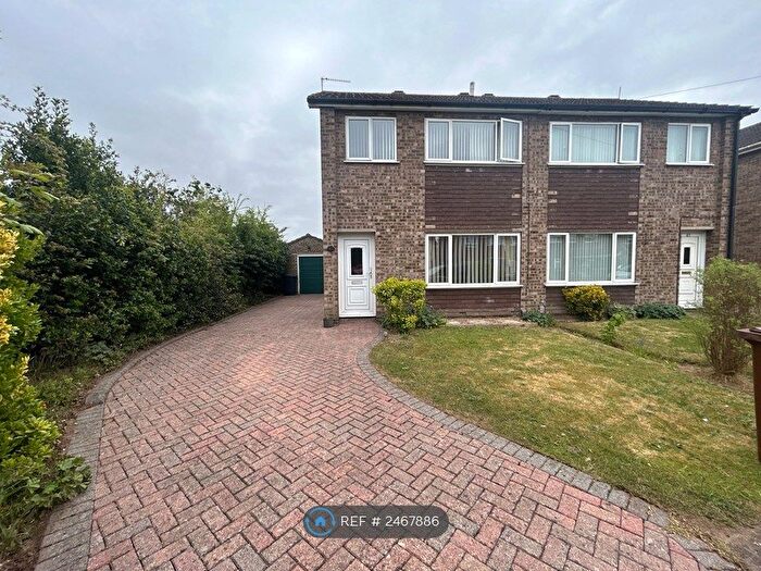 3 Bedroom Terraced House To Rent In Manor Leas Close, Lincoln, LN6