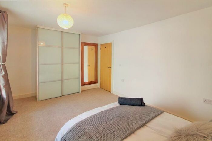 2 Bedroom Apartment For Sale In The Park, Kirkburton, Huddersfield, HD8