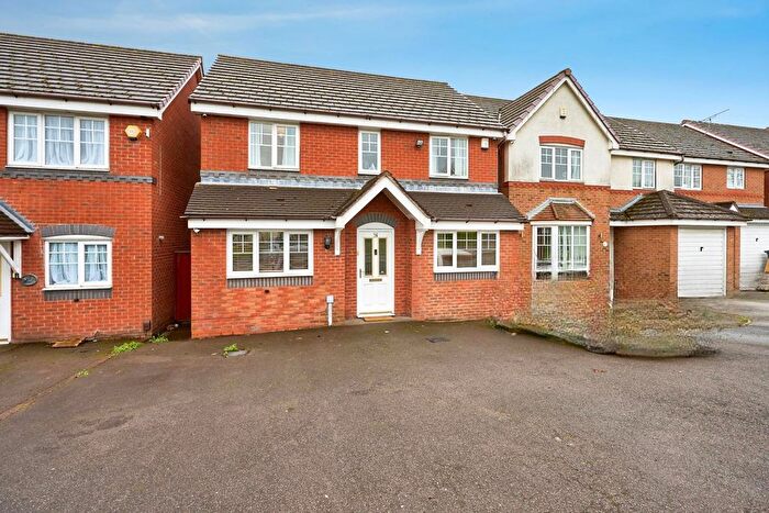 4 Bedroom Detached House For Sale In Thorncroft Way, Walsall, West Midlands, WS5
