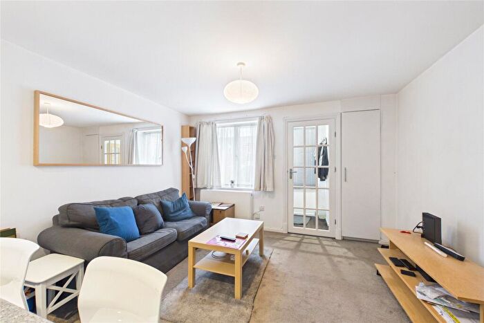 1 Bedroom Terraced House To Rent In Penn Road, Datchet, Slough, Berkshire, SL3