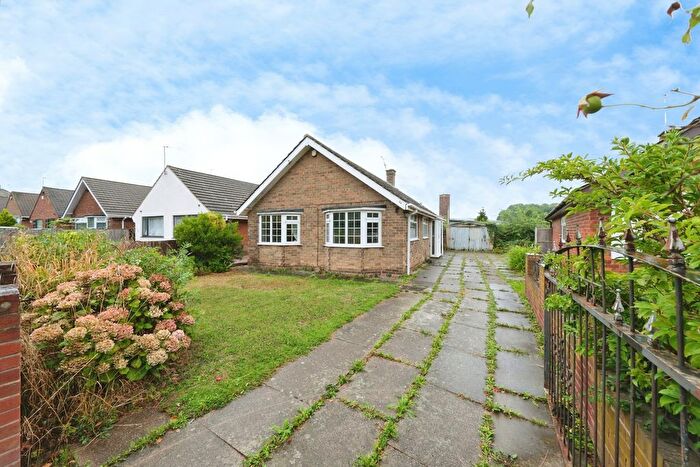 2 Bedroom Detached House For Sale In Kingsbury Drive, Bilborough, Nottinghamshire, NG8