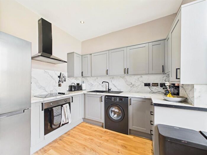 3 Bedroom Maisonette For Sale In C Morn Street, Alyth, Blairgowrie, PH11