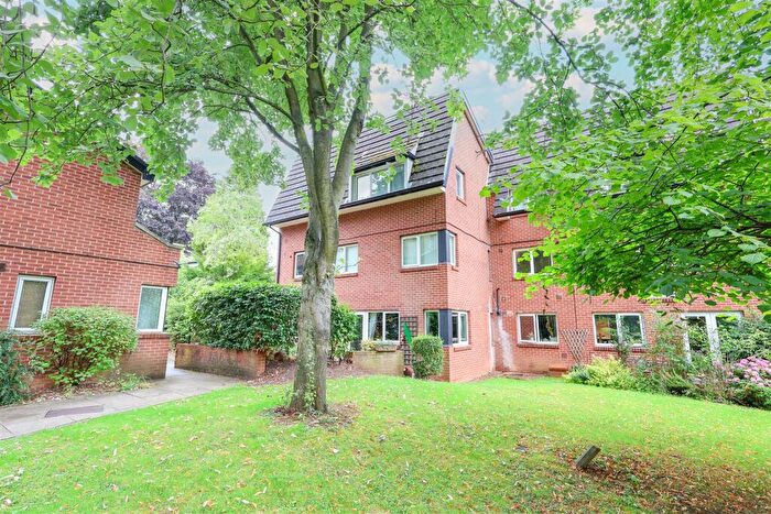 2 Bedroom Apartment For Sale In The Knoll, Palace Road, Ripon, HG4