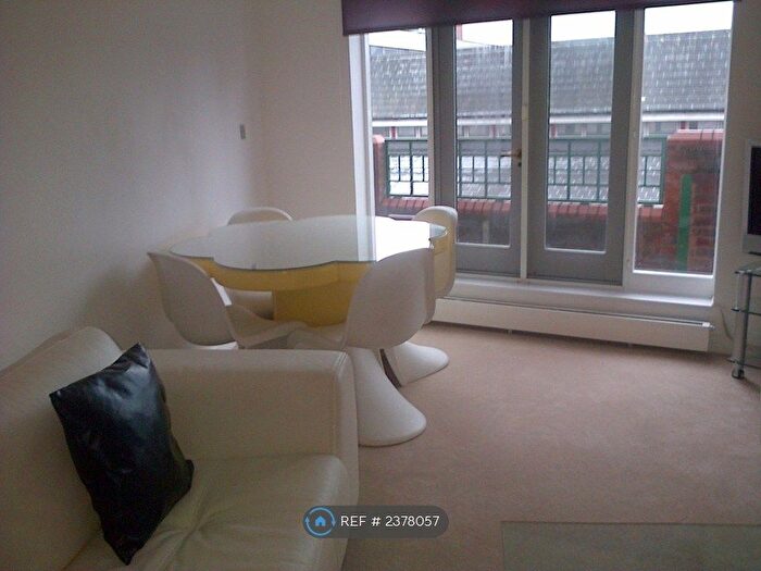 2 Bedroom Maisonette To Rent In Broadley Terrace, London, NW1