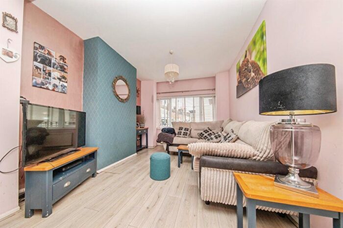 3 Bedroom Terraced House For Sale In Grafton Road, Harwich, CO12