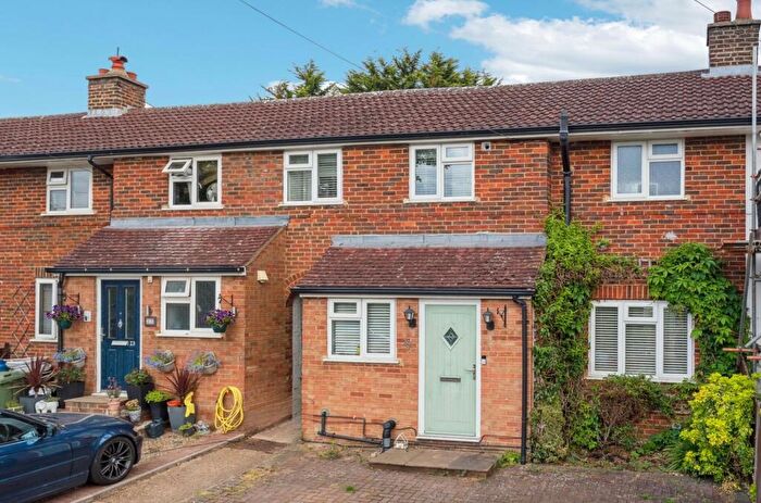 3 Bedroom Terraced House For Sale In Hilltop, Redbourn, AL3