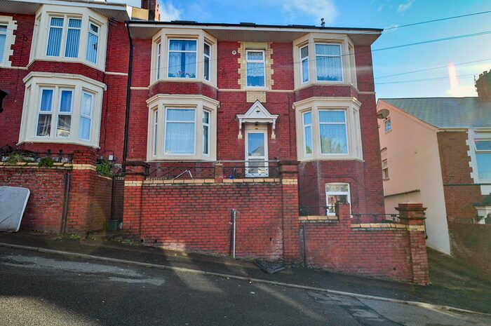 1 Bedroom Flat To Rent In St. Johns Road, Newport, NP19