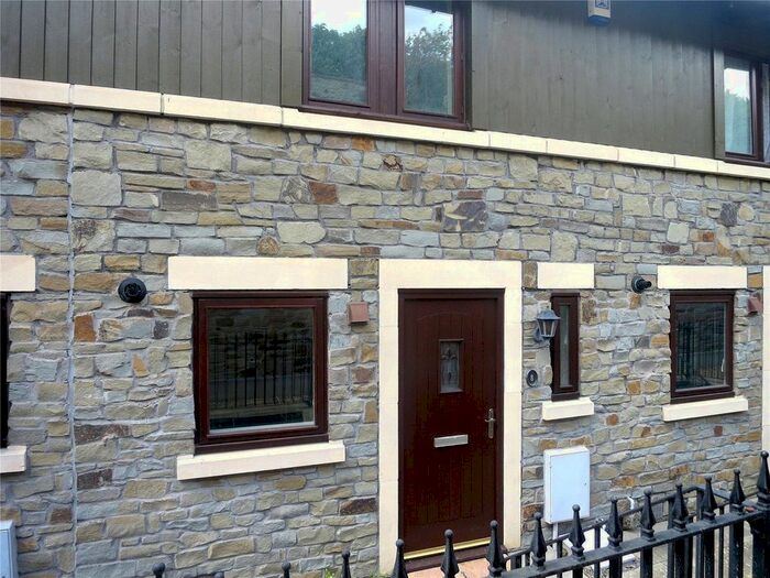 3 Bedroom Terraced House To Rent In Vanbrugh Lane, Stoke Park, Bristol BS16