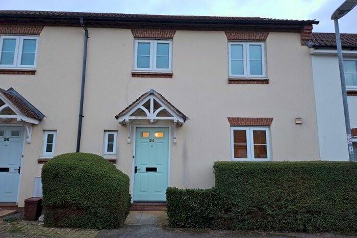 3 Bedroom Property To Rent In Vincent Way, Martock, TA12