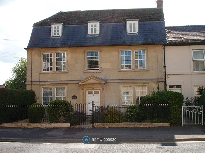 Studio To Rent In King Street, Wiltshire, SN12