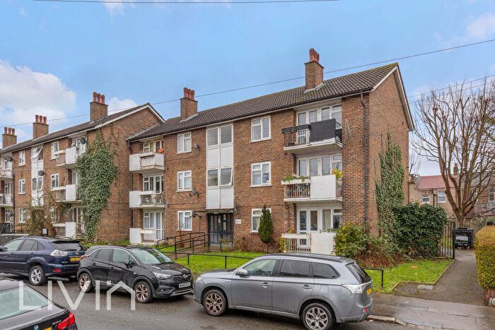 1 Bedroom Flat For Sale In Denmark Road, London, SE25